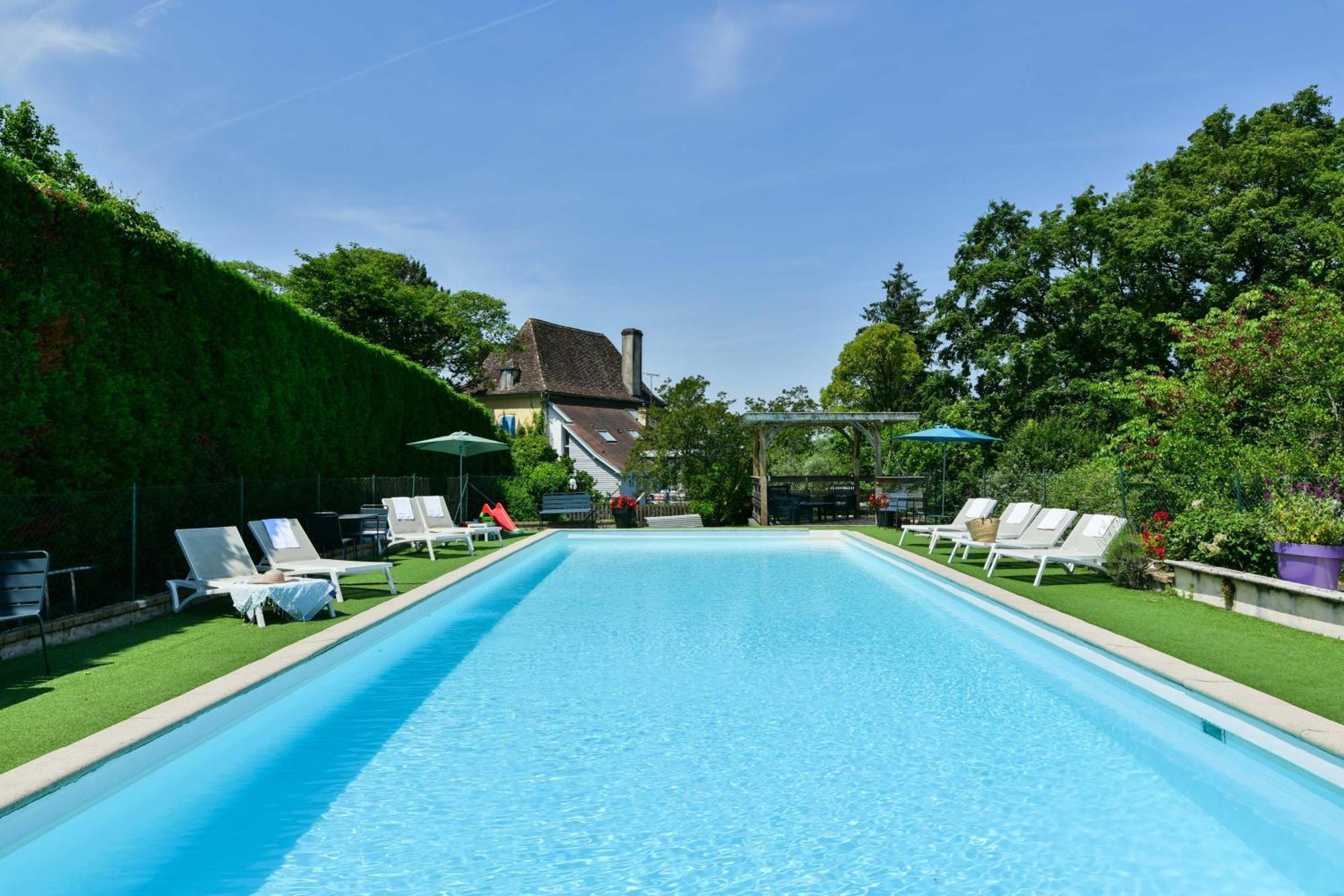 Logis Auberge Du Relais - Hotel & Restaurant Berenx Ngoại thất bức ảnh