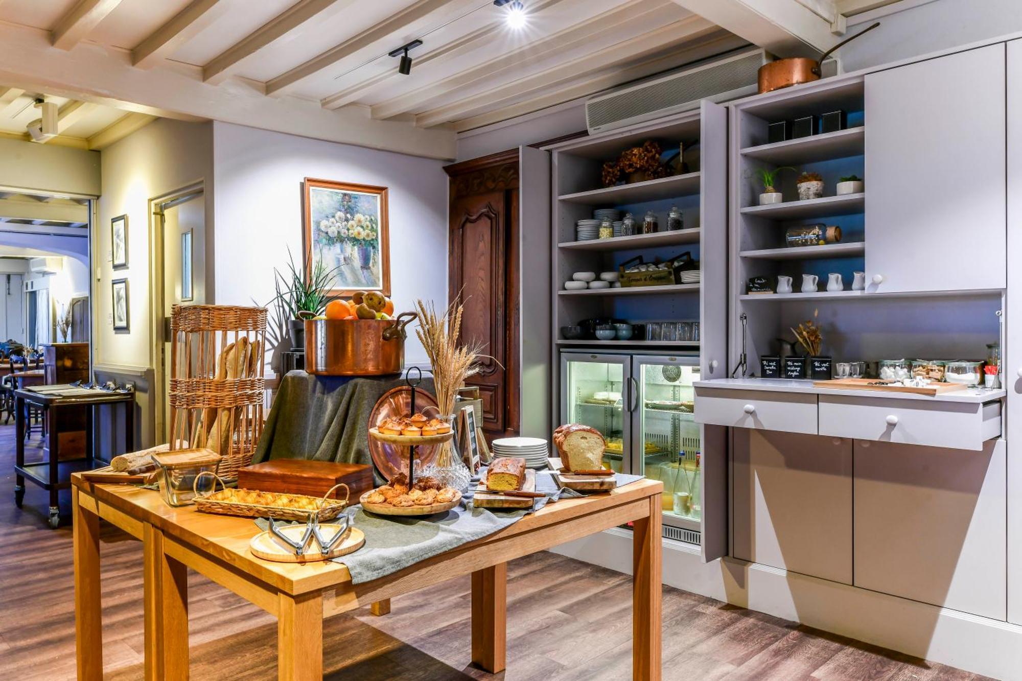 Logis Auberge Du Relais - Hotel & Restaurant Berenx Ngoại thất bức ảnh