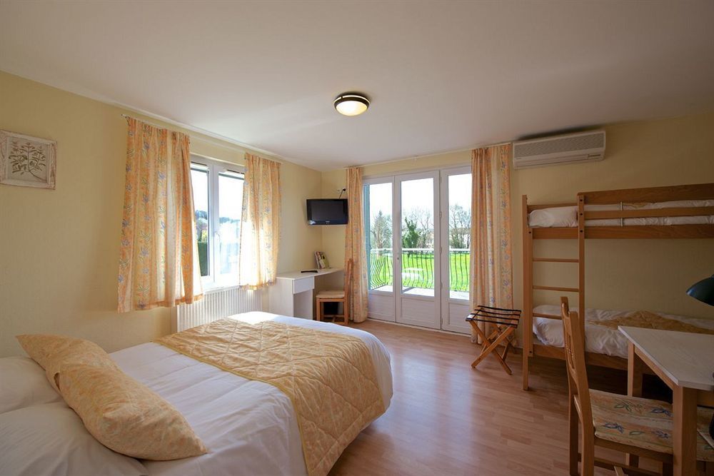 Logis Auberge Du Relais - Hotel & Restaurant Berenx Ngoại thất bức ảnh